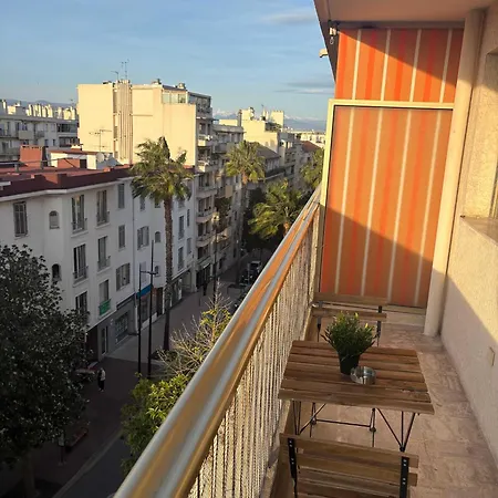 شقة Bel Renove Avec Balcon Centre *